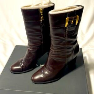 Tahari Size7 Frida Boots